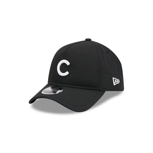 Chicago Cubs Blackout Basic 59FIFTY Fitted Hat