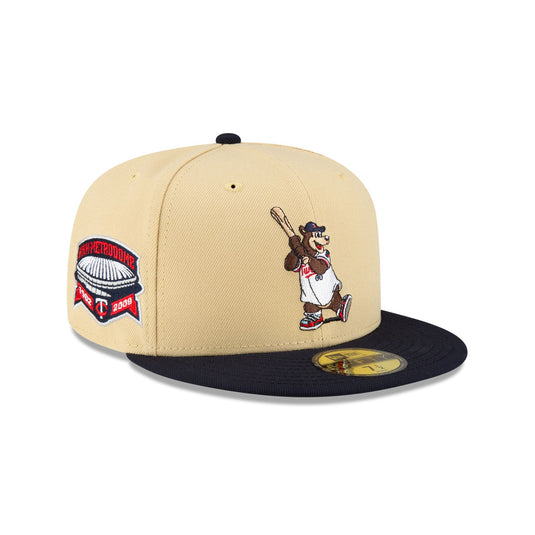 Minnesota Twins Blackout Basic 59FIFTY Fitted Hat