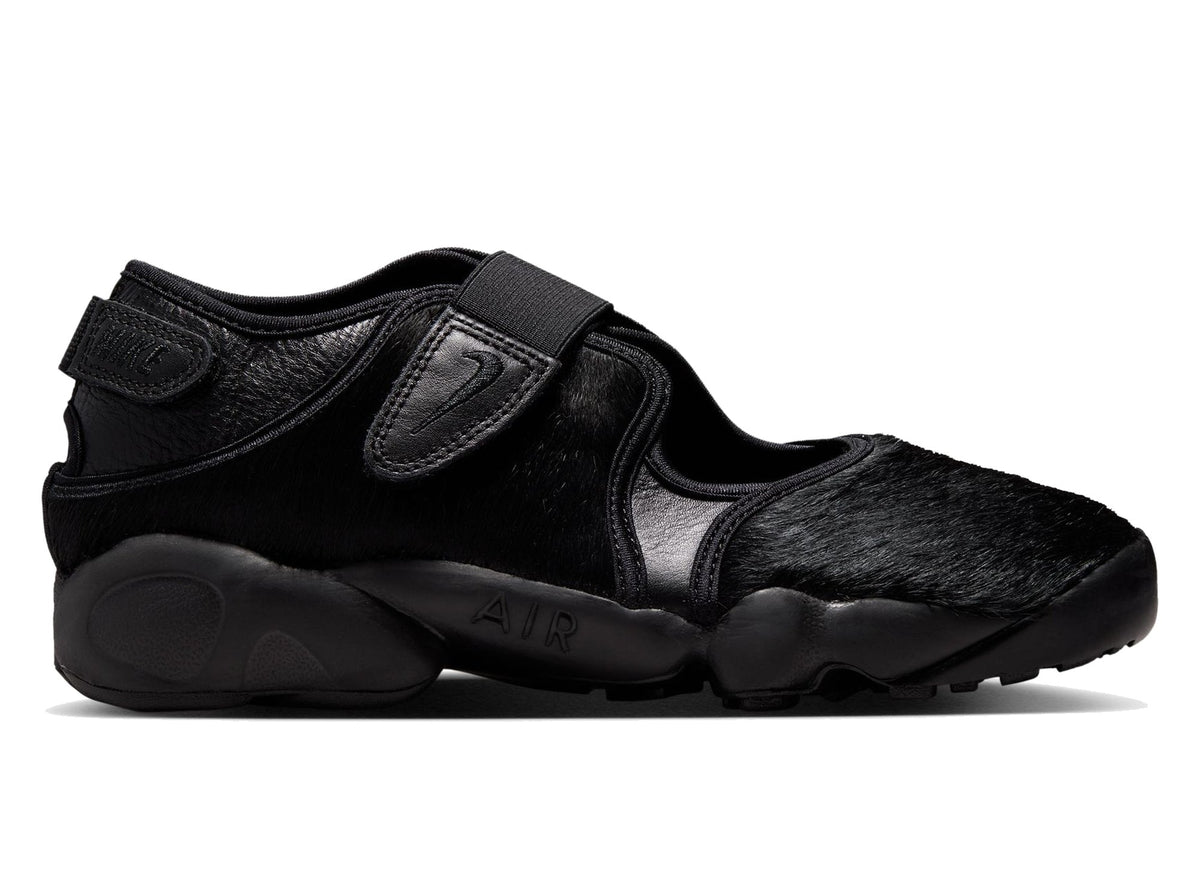 Women's Nike Air Rift in Black / Cool Grey