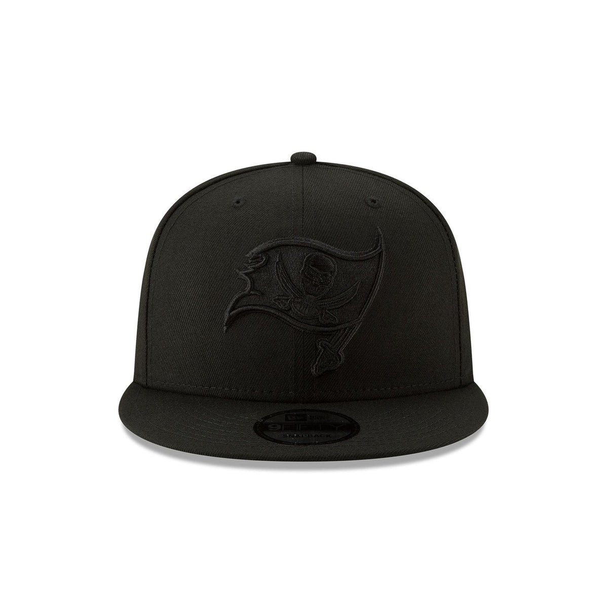 Tampa Bay Buccaneers Basic Black on Black 9FIFTY Snapback