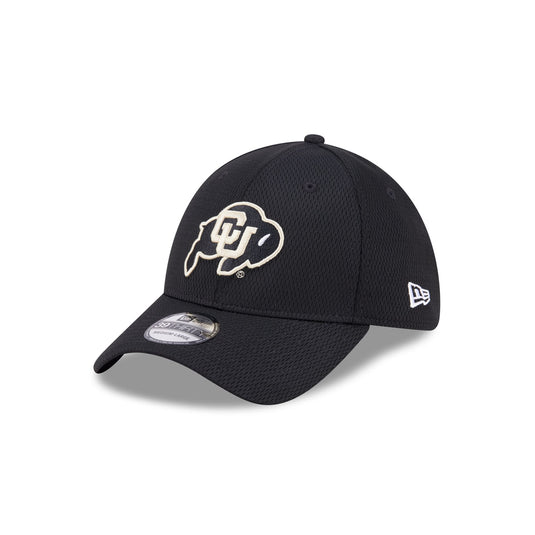 Connecticut Huskies Team Elevated 9SEVENTY Stretch-Snap Hat