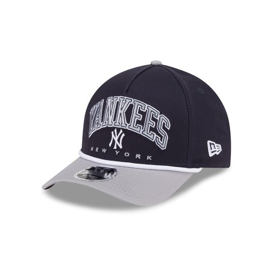 New York Yankees Pinstripe Linen 9FORTY M-Crown A-Frame Snapback Hat