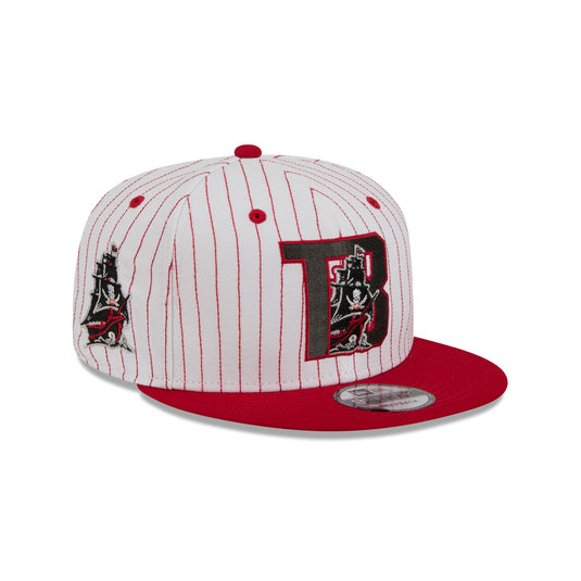 Tampa Bay Buccaneers Basic Black on Black 9FIFTY Snapback