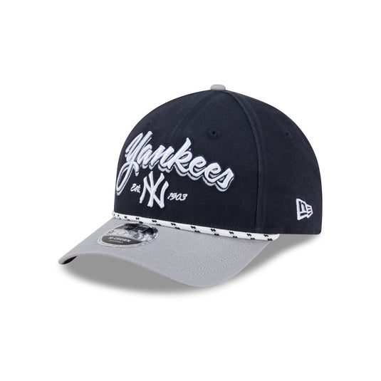 New York Yankees Linen 9FORTY M-Crown Snapback Hat