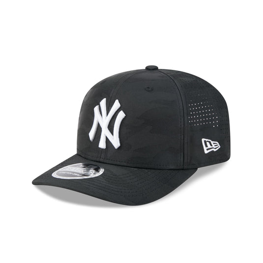 New York Giants Labeled 9SEVENTY Stretch-Snap Hat