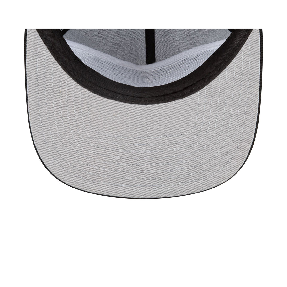 Oracle Red Bull Racing Essential White Script Golfer Hat