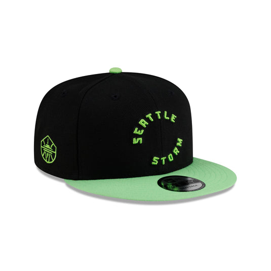 Dallas Wings Team Pom Knit Hat