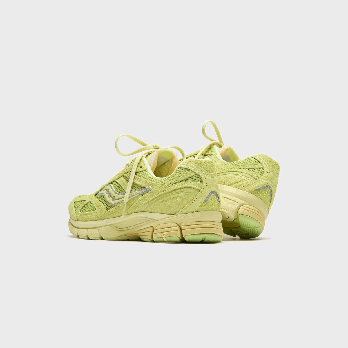 Saucony x 3Sixteen Studios Guide v7.3s - Lime