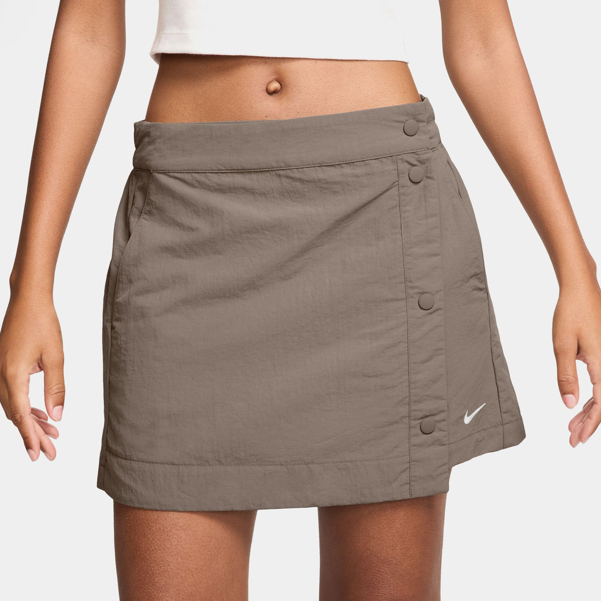 Essentials Woven 3" Womens Skort (Mink Brown/White)