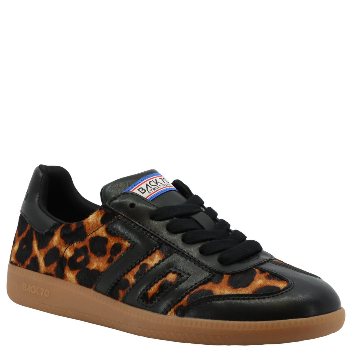 CLOUD P in LEOPARD BLACK Sneakers