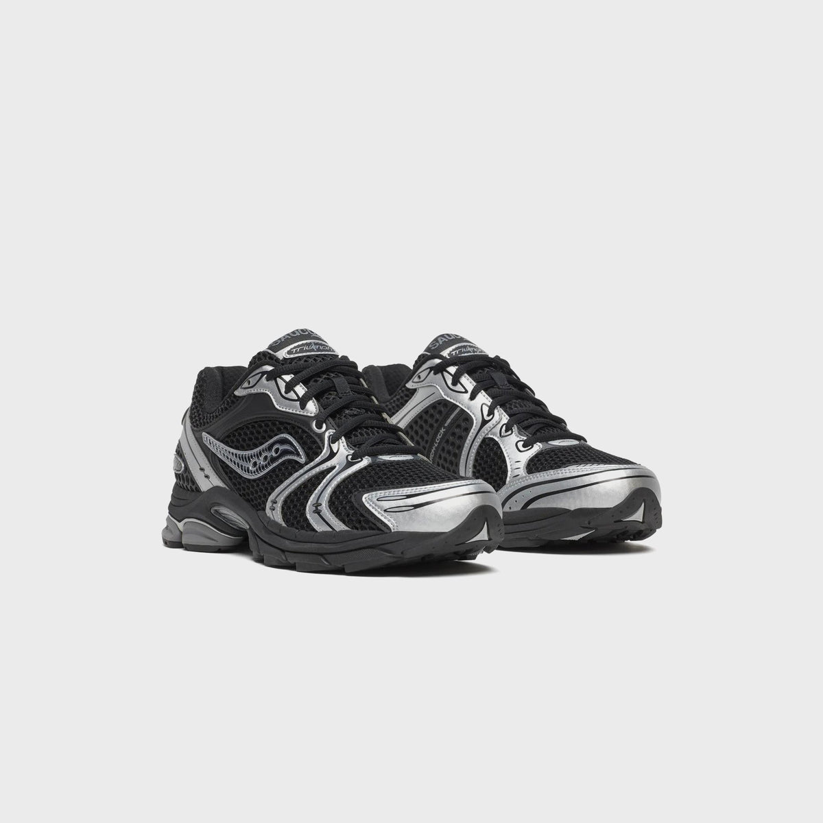 Saucony ProGrid Triumph 4 - Black / Silver