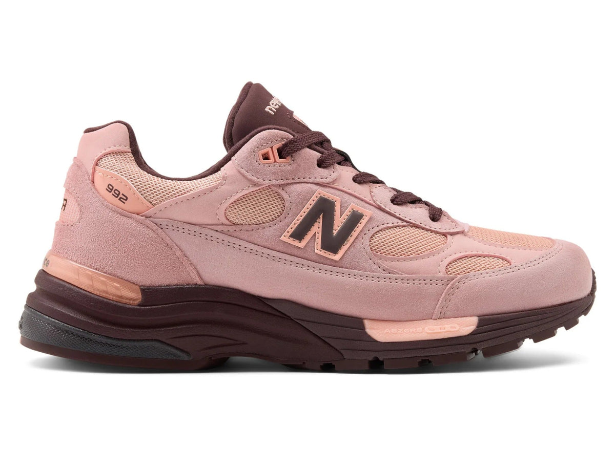 New Balance Made in USA 992 in Pink Chalk