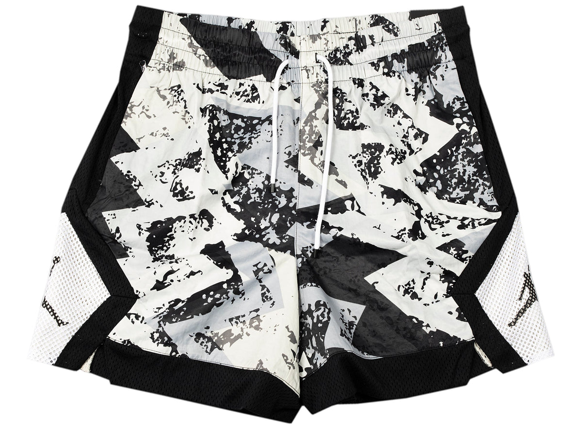 Women's Jordan Heatwave Diamond Shorts in Smoke Grey / Black / White
