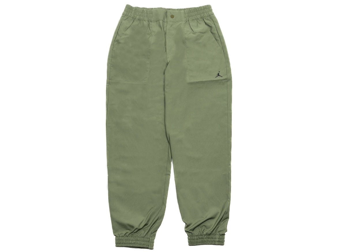 Women's Jordan Woven Core Pants in Sky Light Olive / Black
