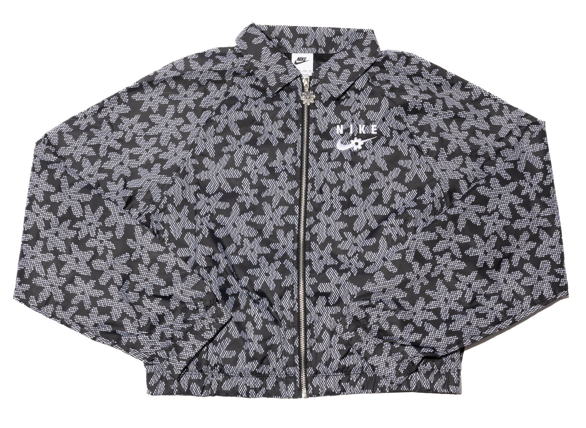 Women's Nike Sportswear AOP Woven Jacket in Black / White