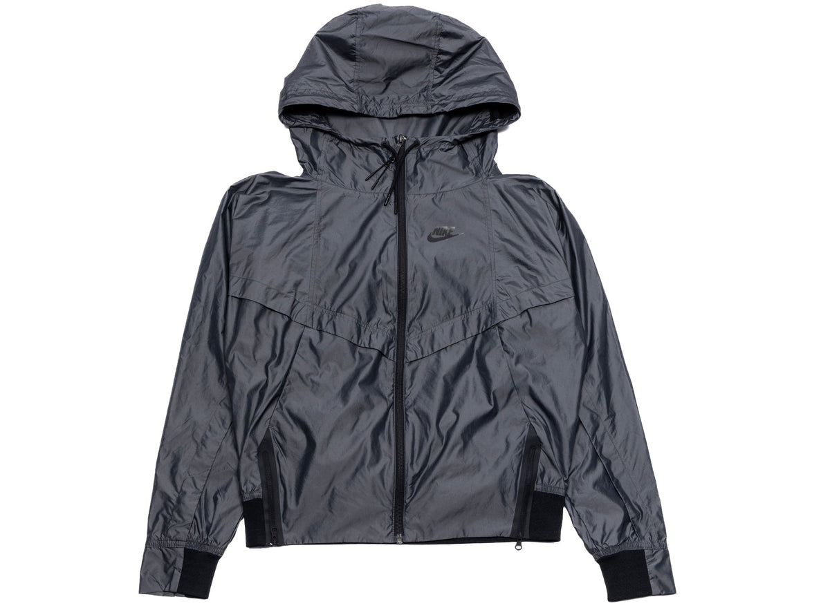 Women's Nike Woven T2 Jacket in Grey / Black
